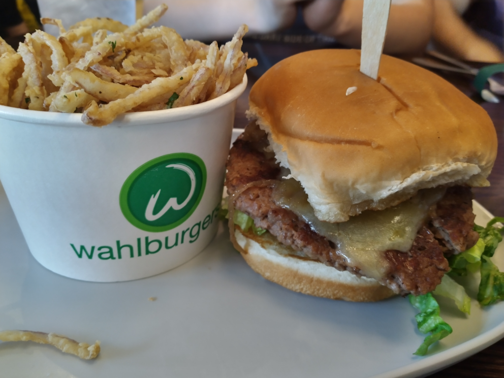 Wahlburger chicken sandwich